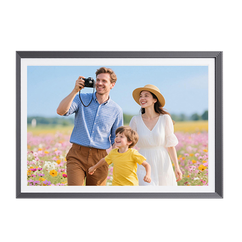 Cyfrowa ramka na zdjęcia z 32  – Picture Frame recenzja i cena